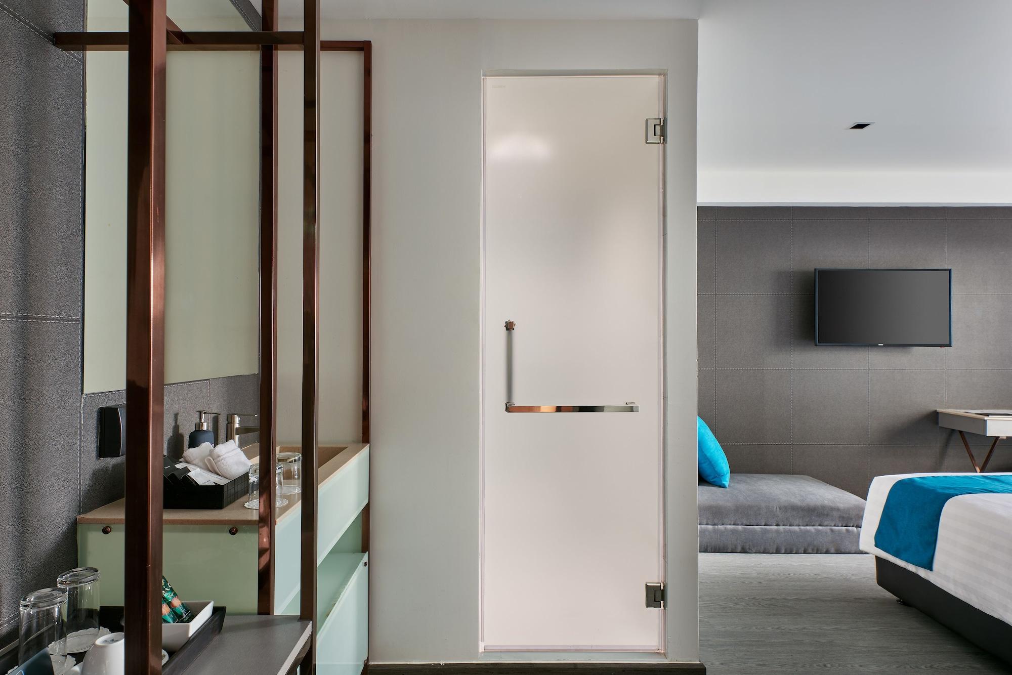 Sora Silom Hotel