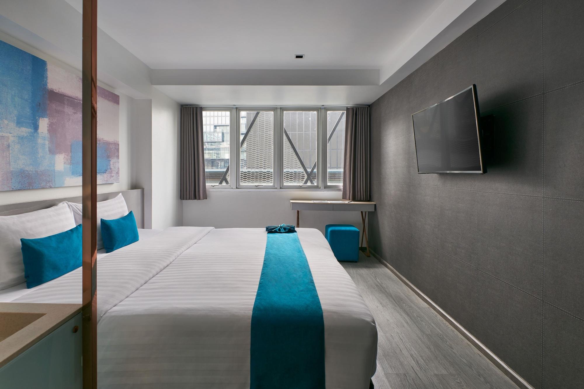 Sora Silom Hotel 4*