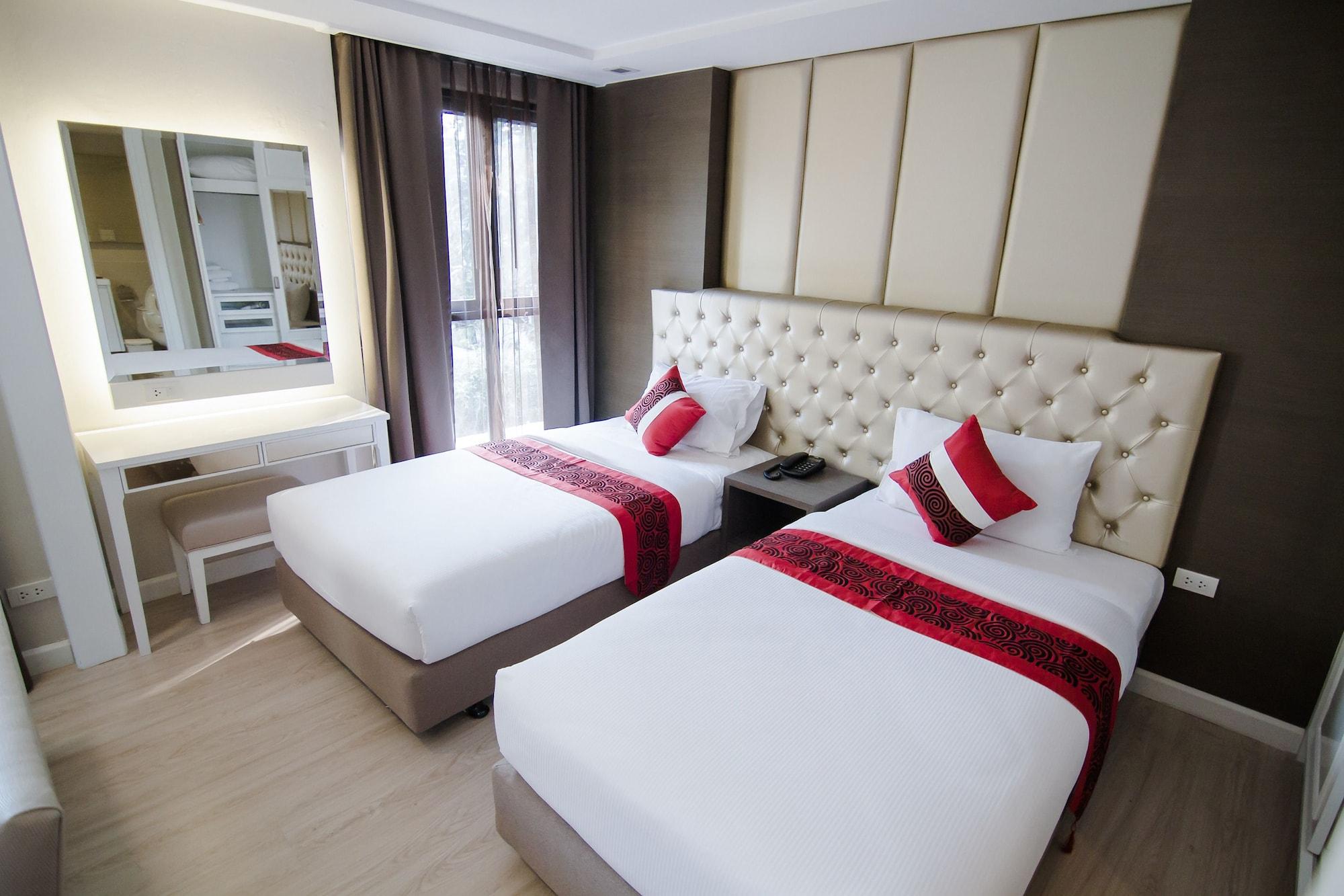 Hope Land Sukhumvit 8 Hotel