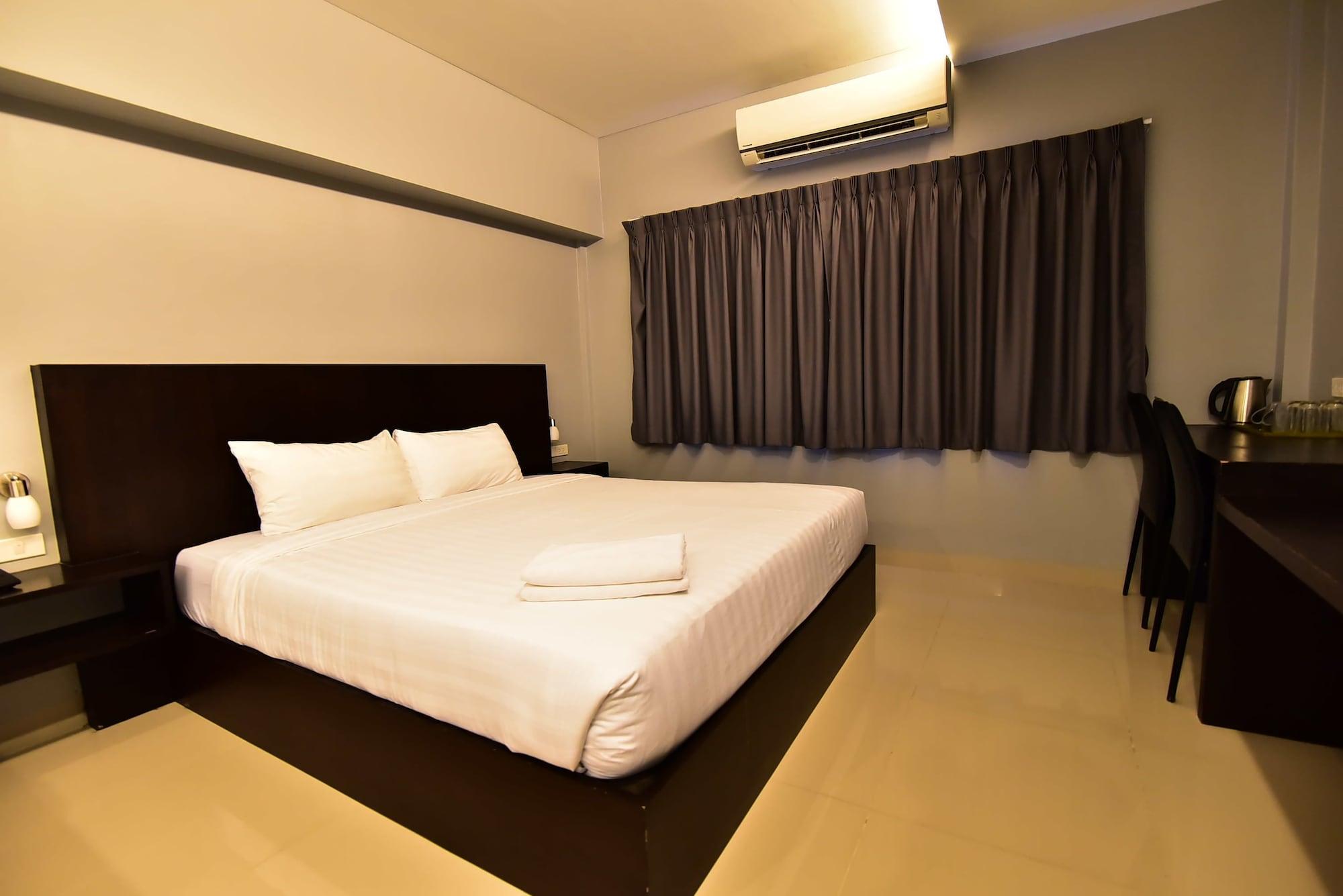 Hotel B1 3*