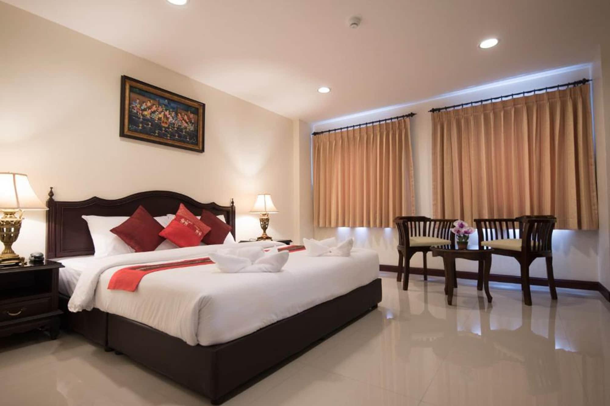 True Siam Rangnam 4* Bangkok