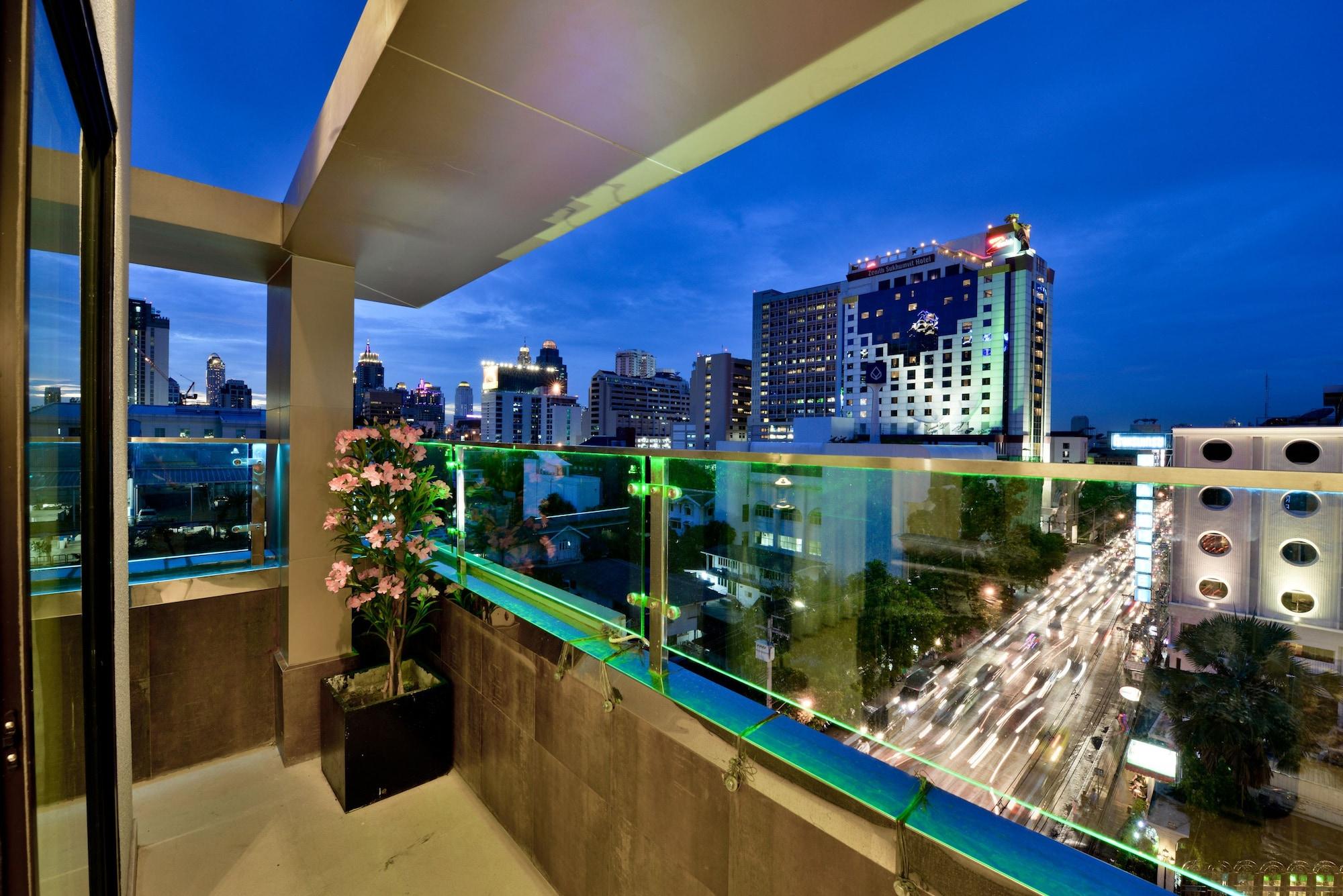 Hotel The Prestige Nana 3*