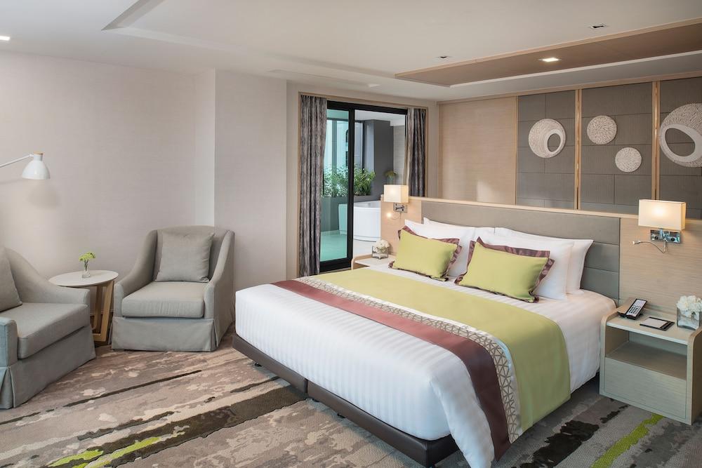 Solitaire Sukhumvit 11 Hotel