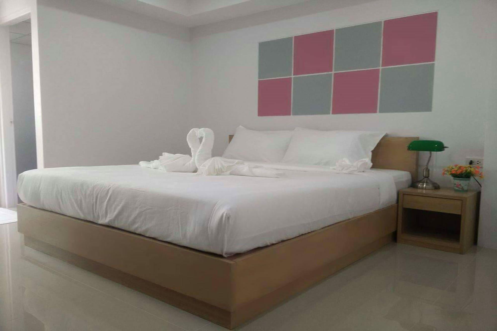 Jr Mansion On Nut Soi 25 Aparthotel