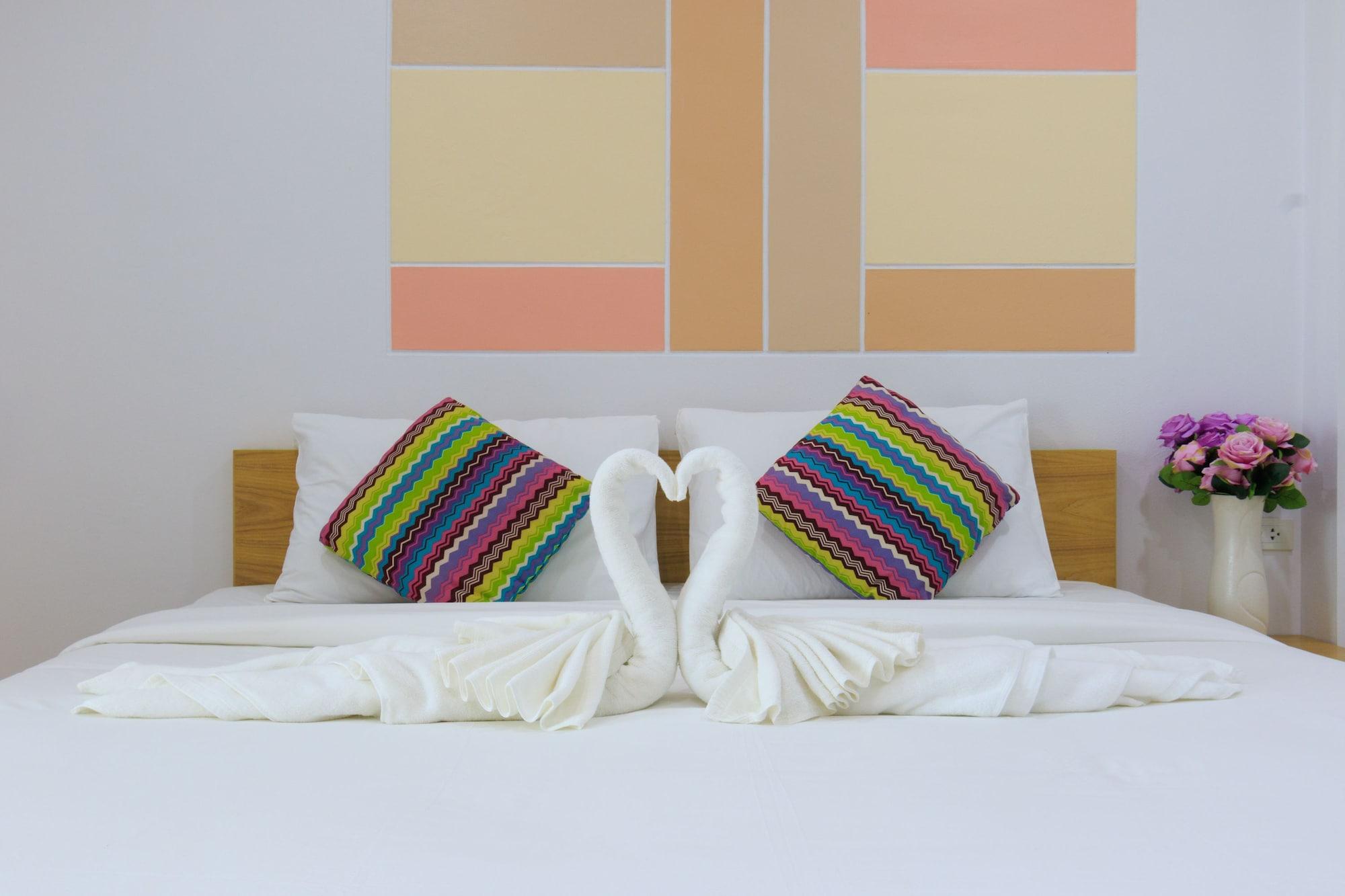 Aparthotel Jr Mansion On Nut Soi 25 Bangkok