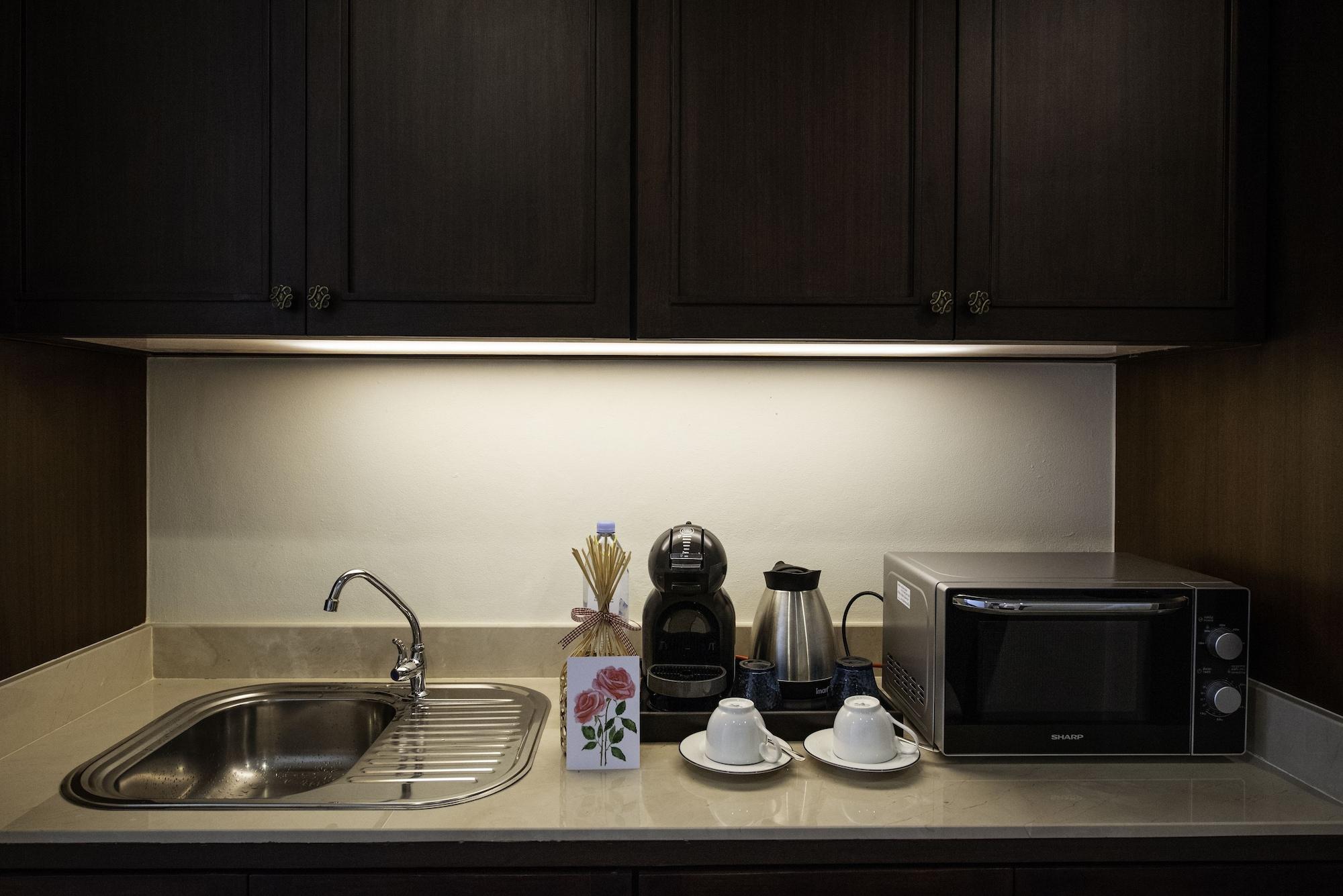 The Rose Residence, Hotel 4*