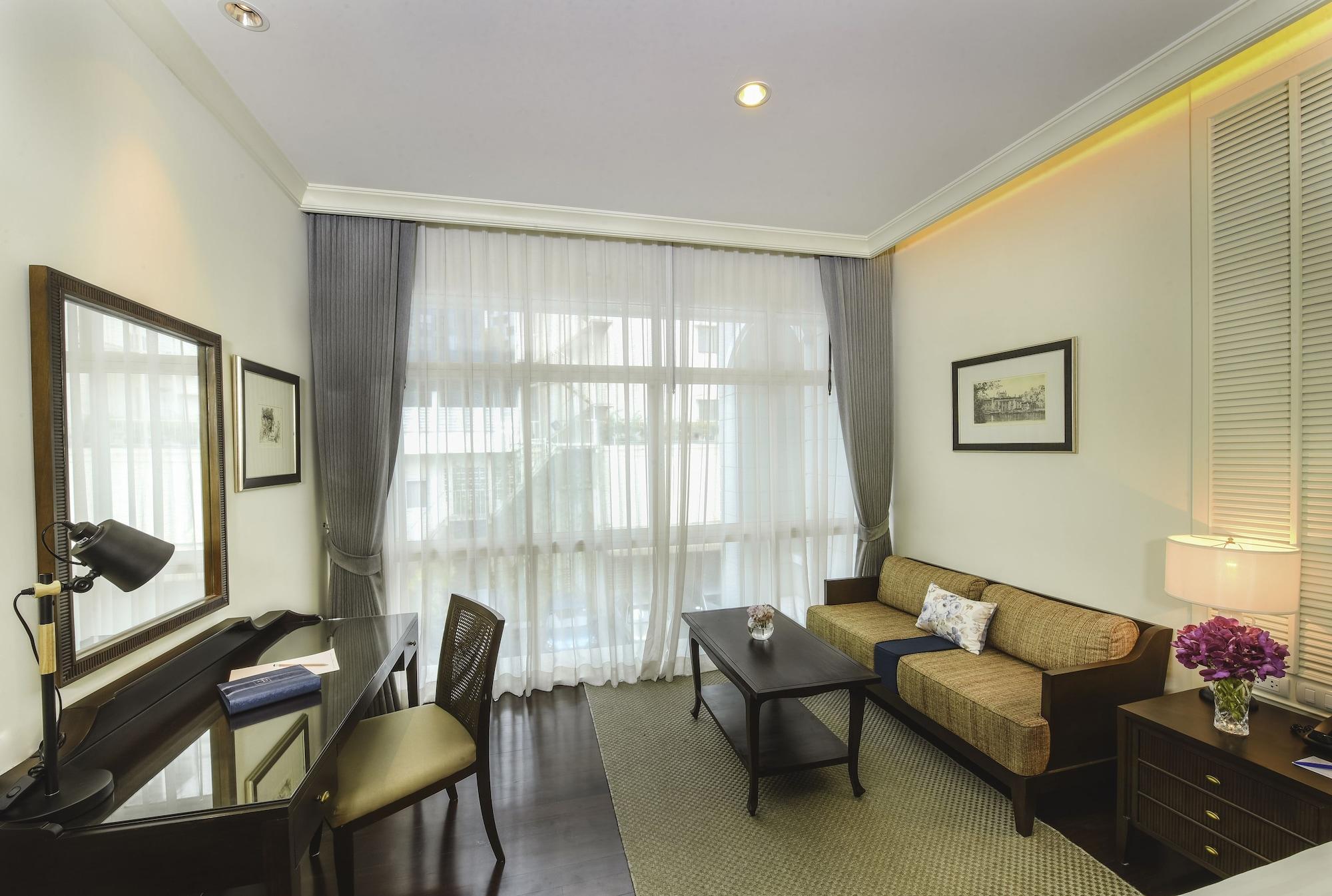 Hotel The Rose Residence,