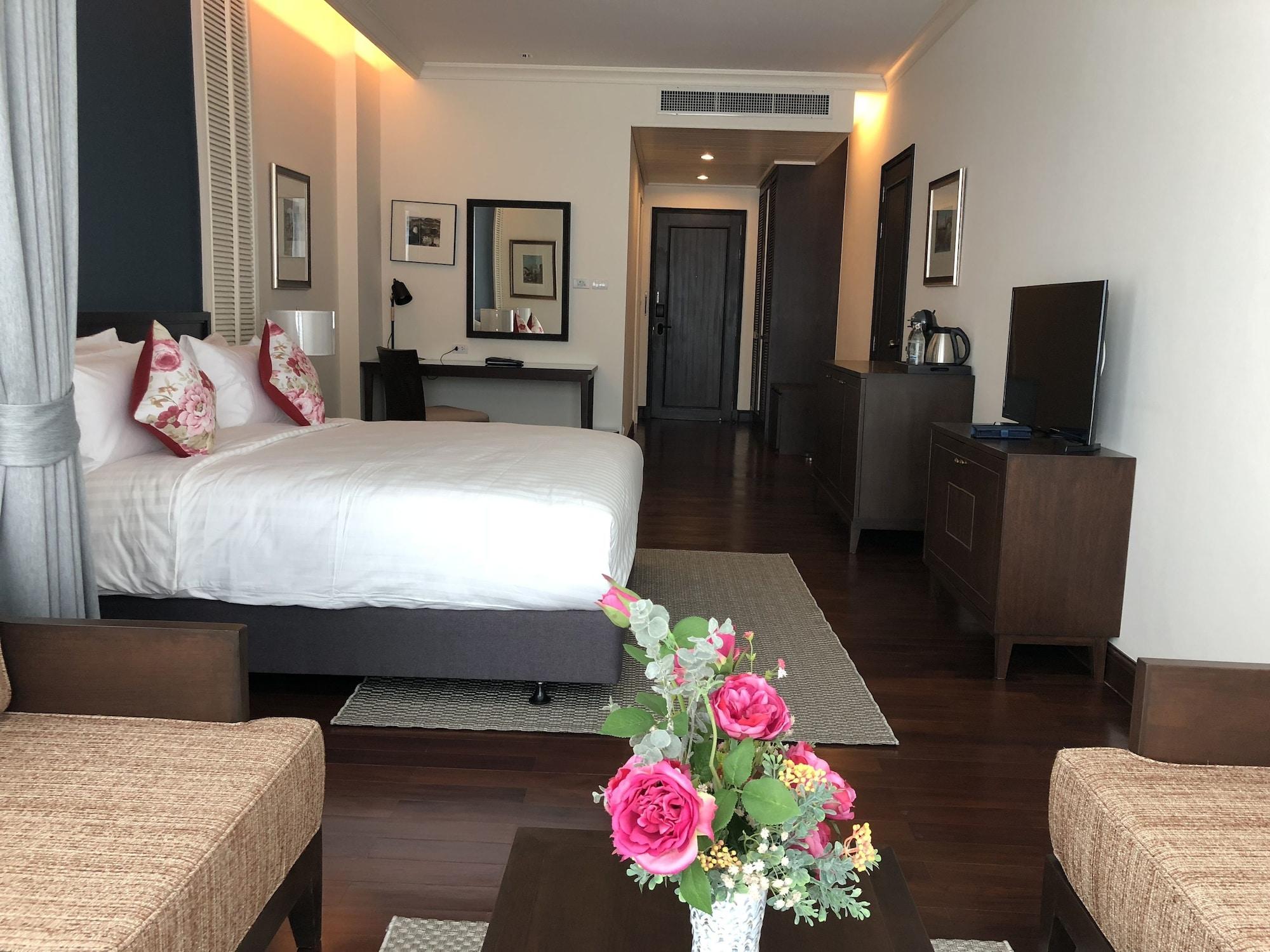 The Rose Residence, 4*