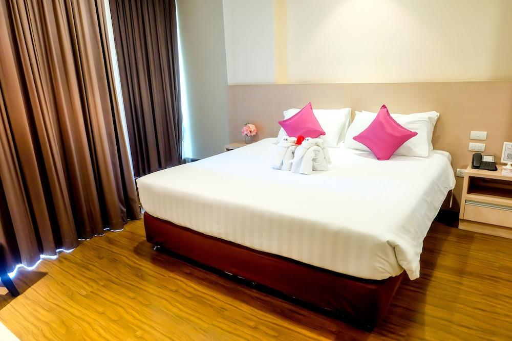 Park Village Rama Ii Aparthotel 4*
