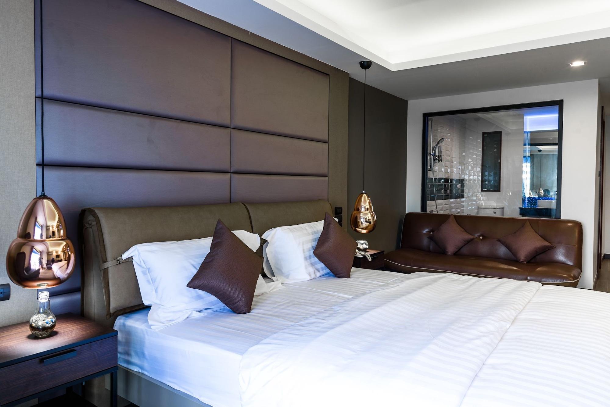 The Connex Asoke Hotel 3*