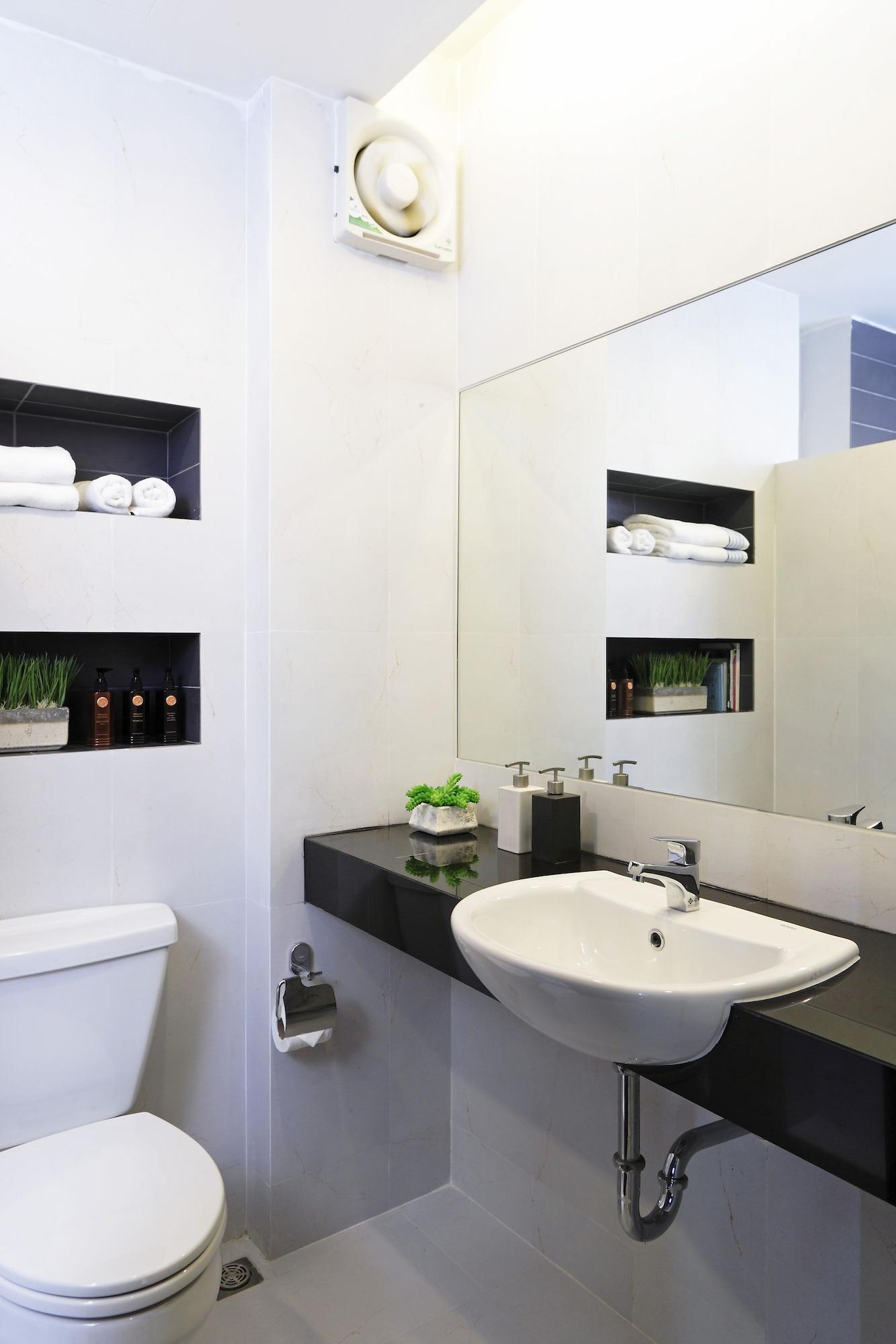 @home Aparthotel 3*