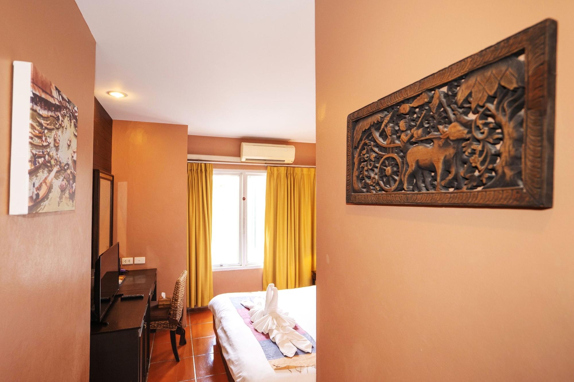 Hotel Baan Sukhumvit Soi 20 3*