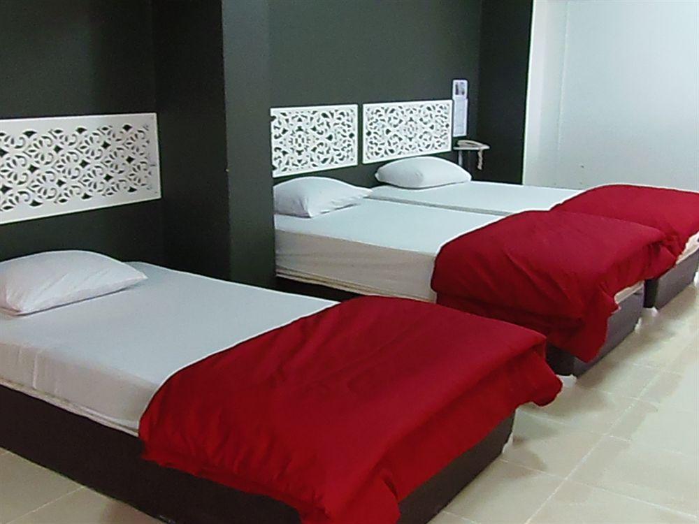 48 Donmuang Airport Hotel