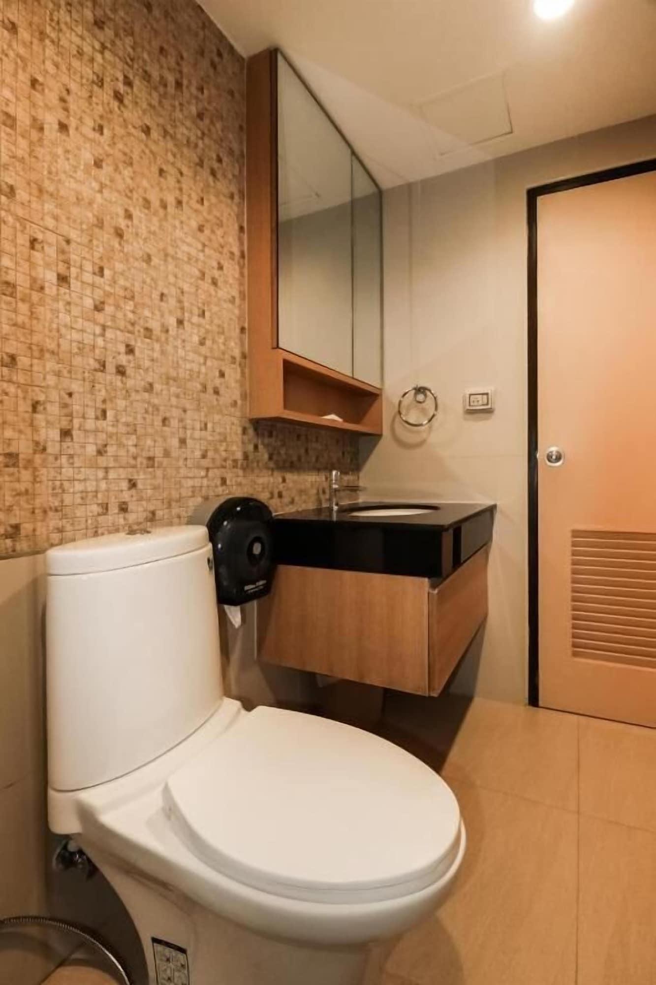 Greenview Ekkamai10 Bangkok