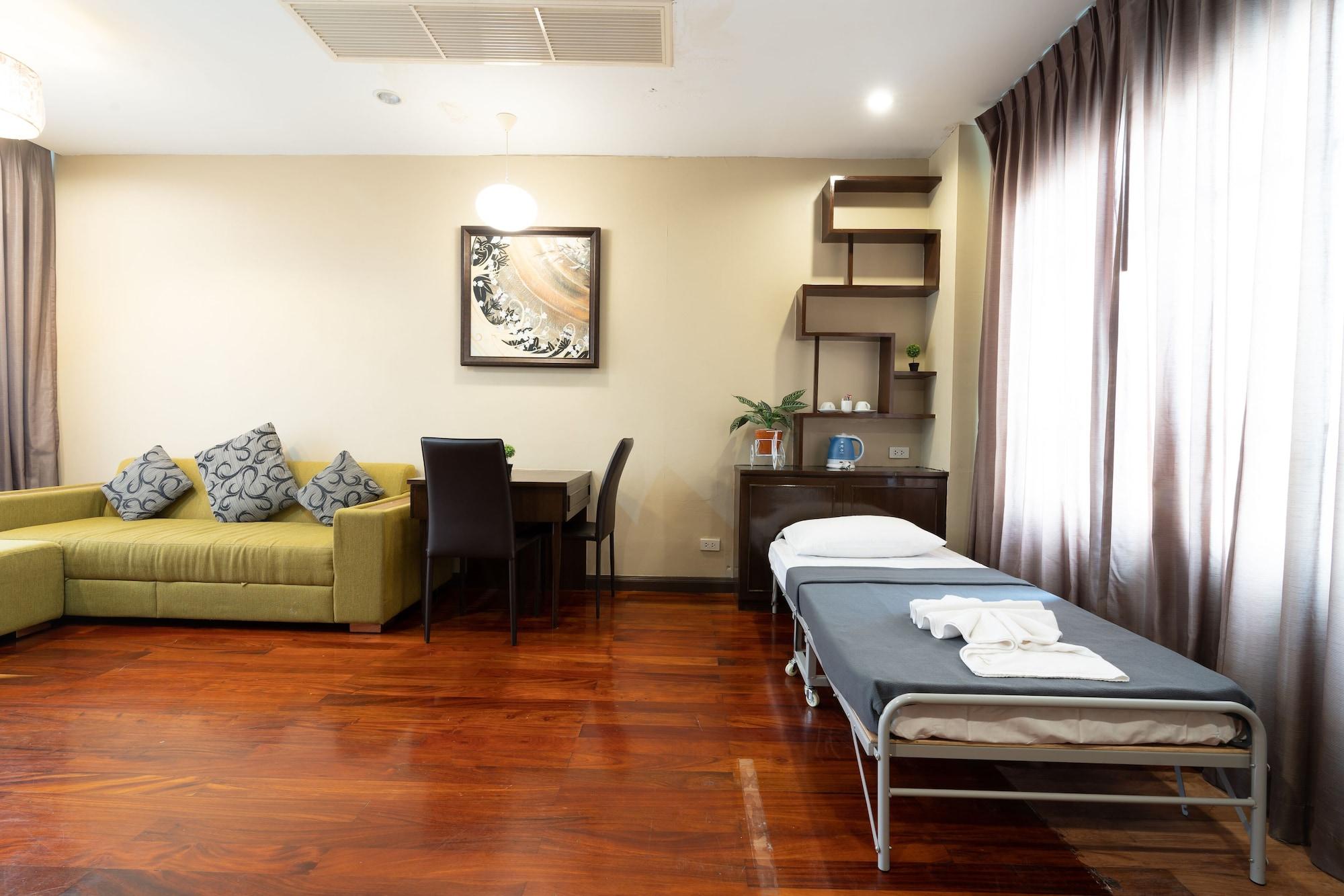 Greenview Ekkamai10 Hotel 3*