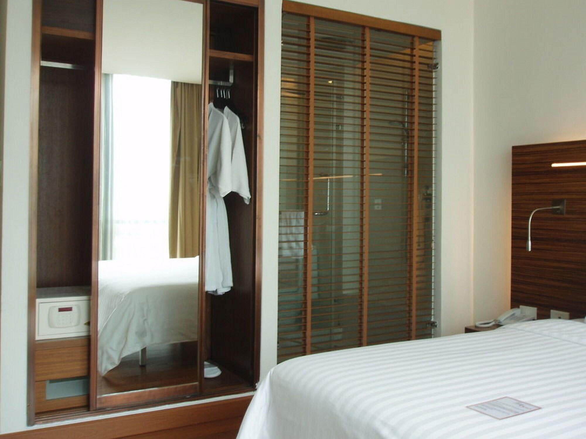 Hotel Sacha's Uno Sha Bangkok