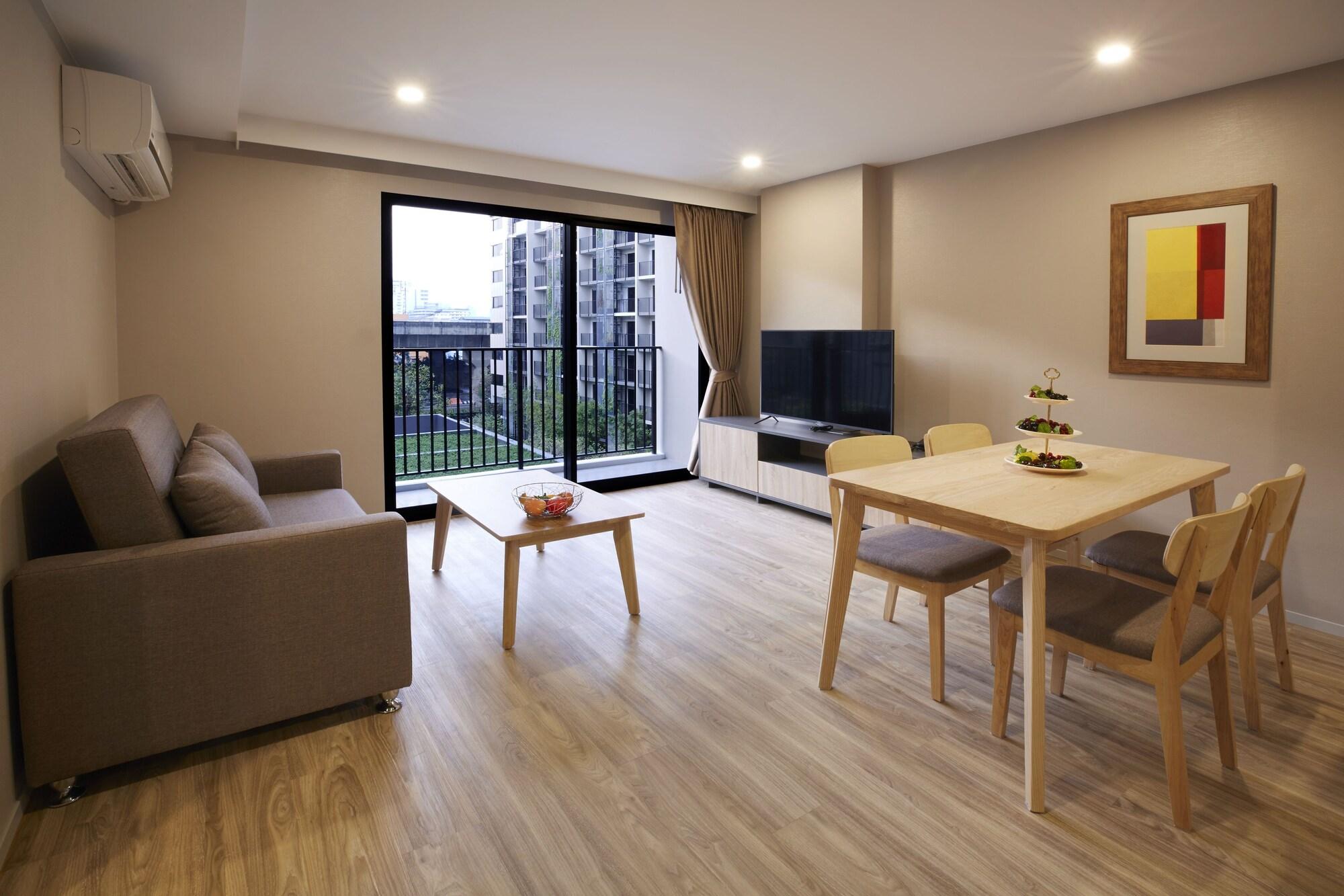 Blossom Sathorn By Tvc Hotel