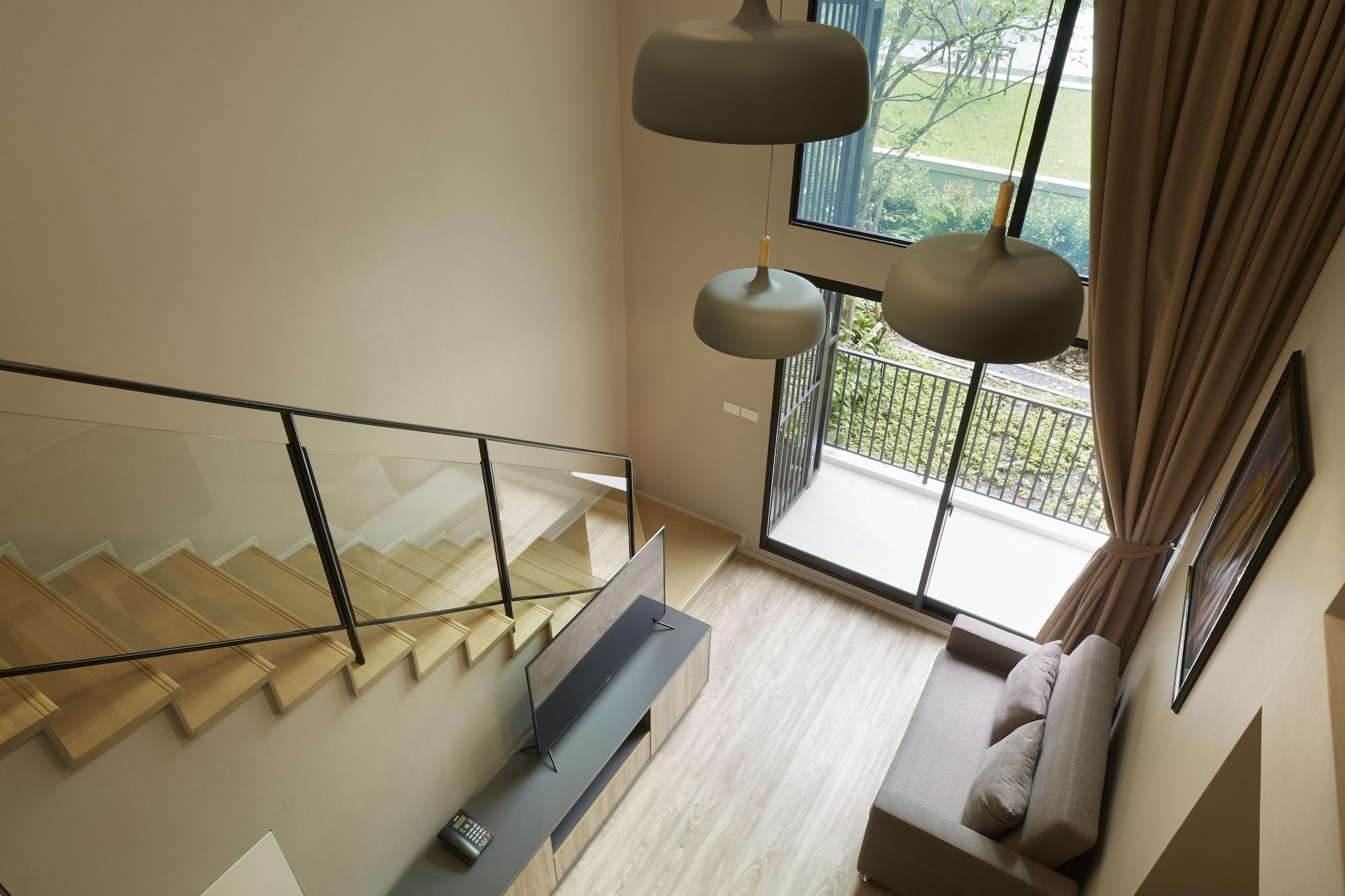 Blossom Sathorn By Tvc Hotel