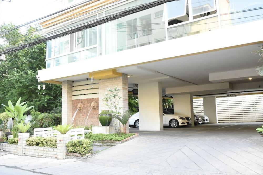 Nrv Donmuang Airport Aparthotel