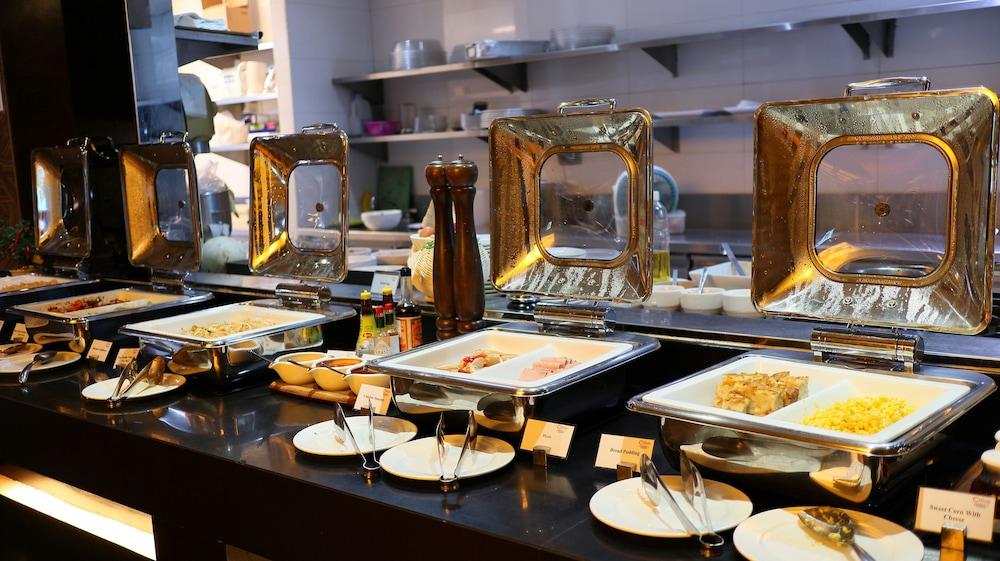Citrus Sukhumvit 13 Nana By Compass Hospitality - Newly Renovated Hotel Bangkok