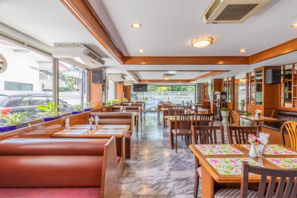 Siam Palace 3*