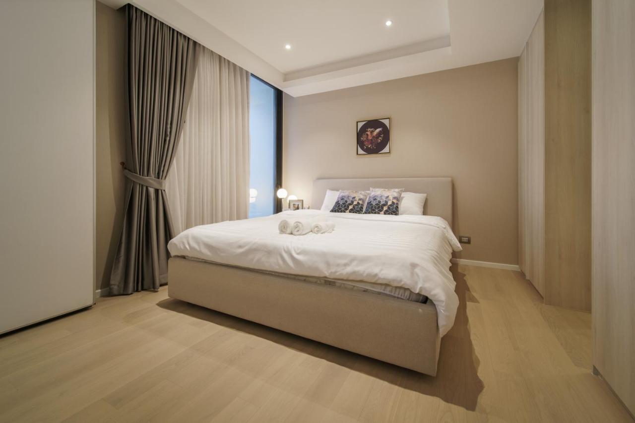 Sukhumvit 11#luxury#pool#gym#bts Nana&mrt Sukhumvit#1br#max2ppl * Bangkok