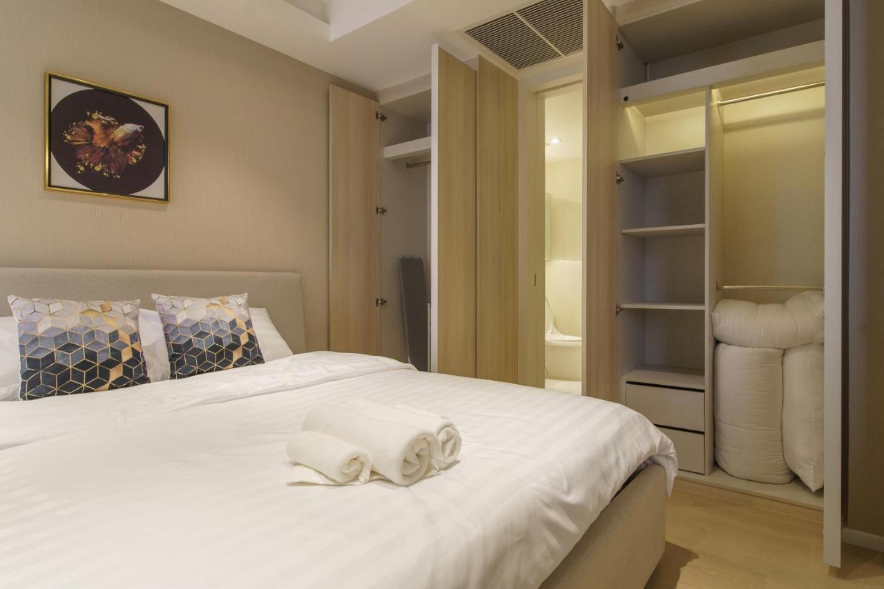 Sukhumvit 11#luxury#pool#gym#bts Nana&mrt Sukhumvit#1br#max2ppl Bangkok