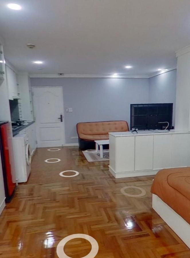 49 Suites Apartemen