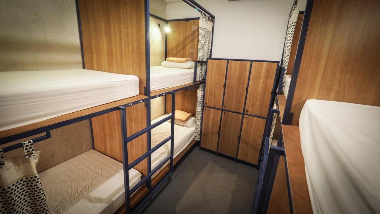 I-sleep Silom Hostel *