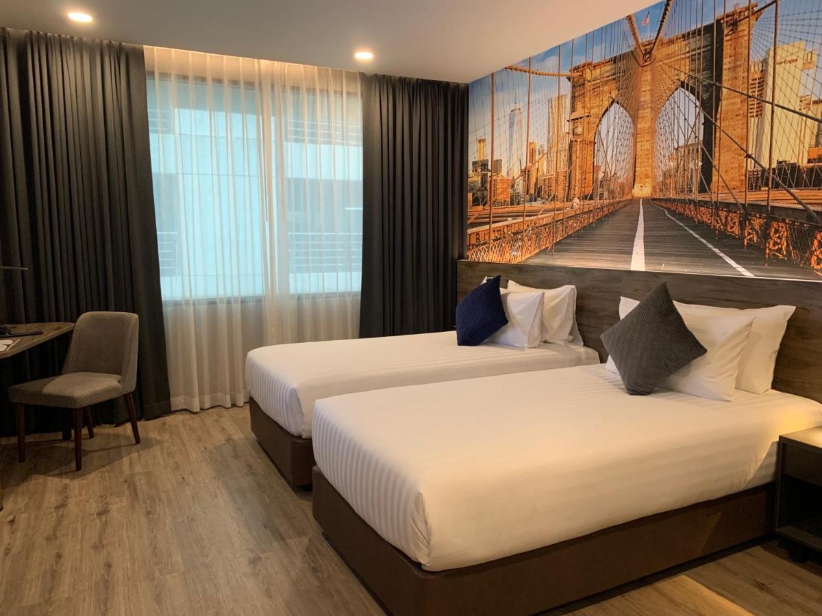 Hotel Manhattan