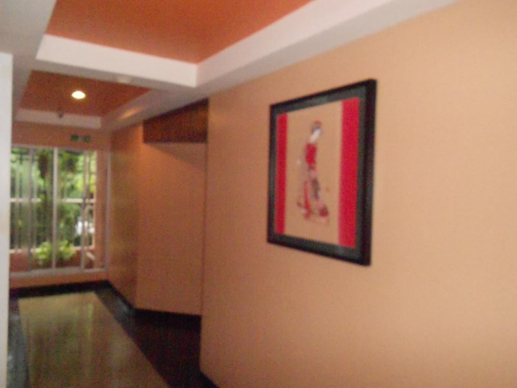 B.s. Court Sathorn 3*