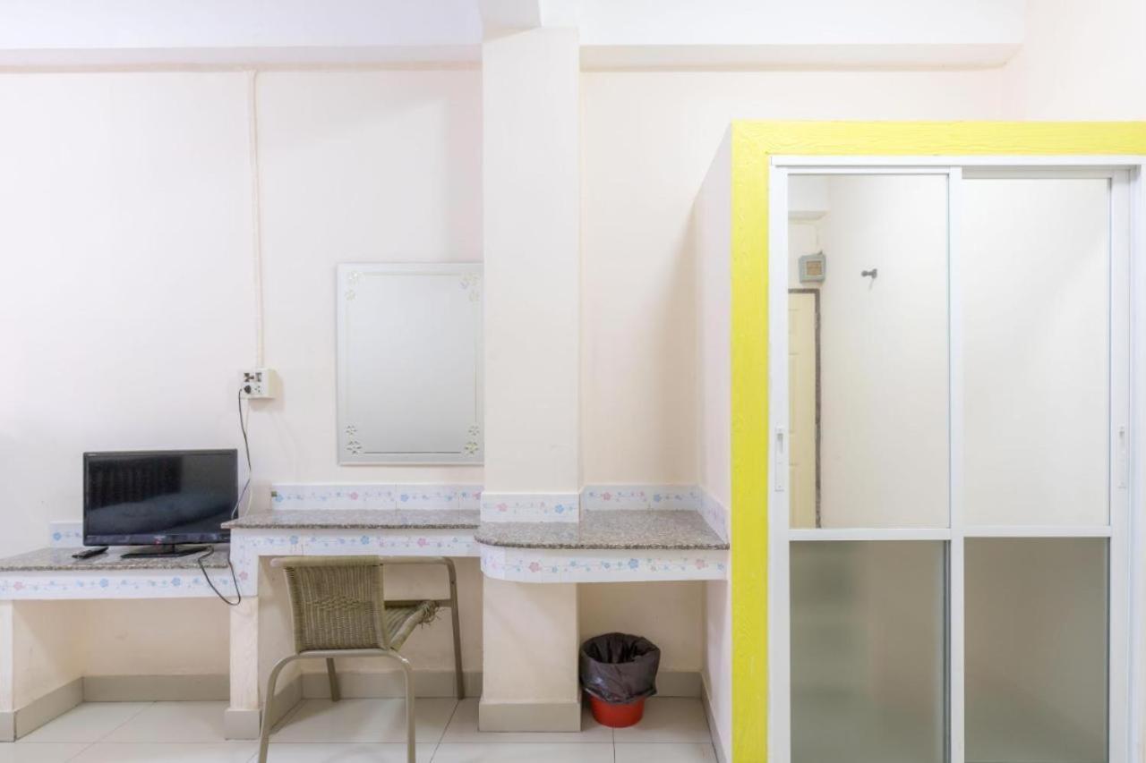 Hotel Oyo 75405 Ladda Place Bangkok