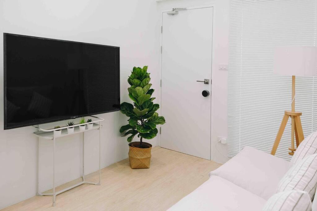 820house - Entire Floor 4 Beds Apartment
