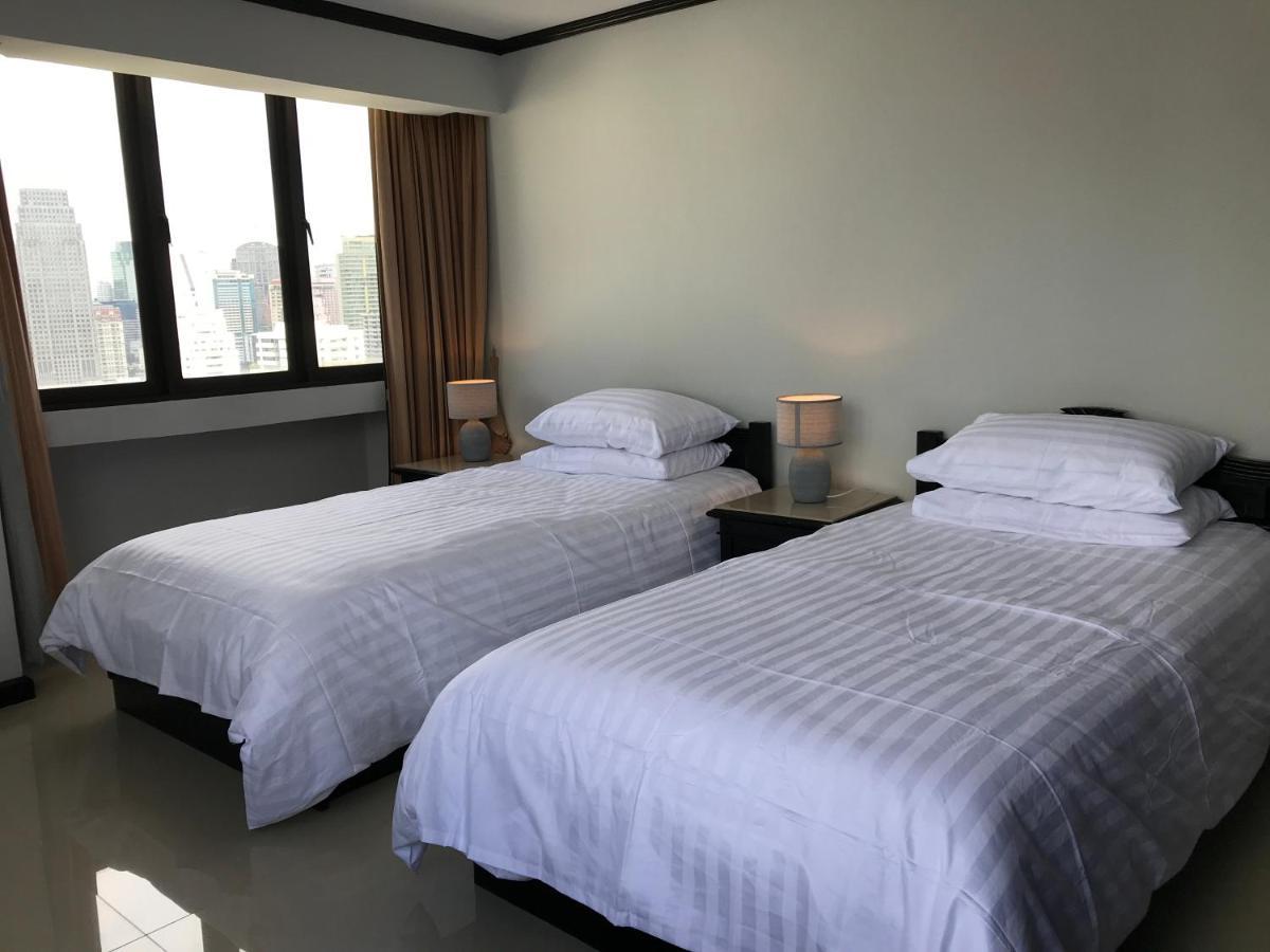 Omnitower Two Bedroom Cozy Apartment