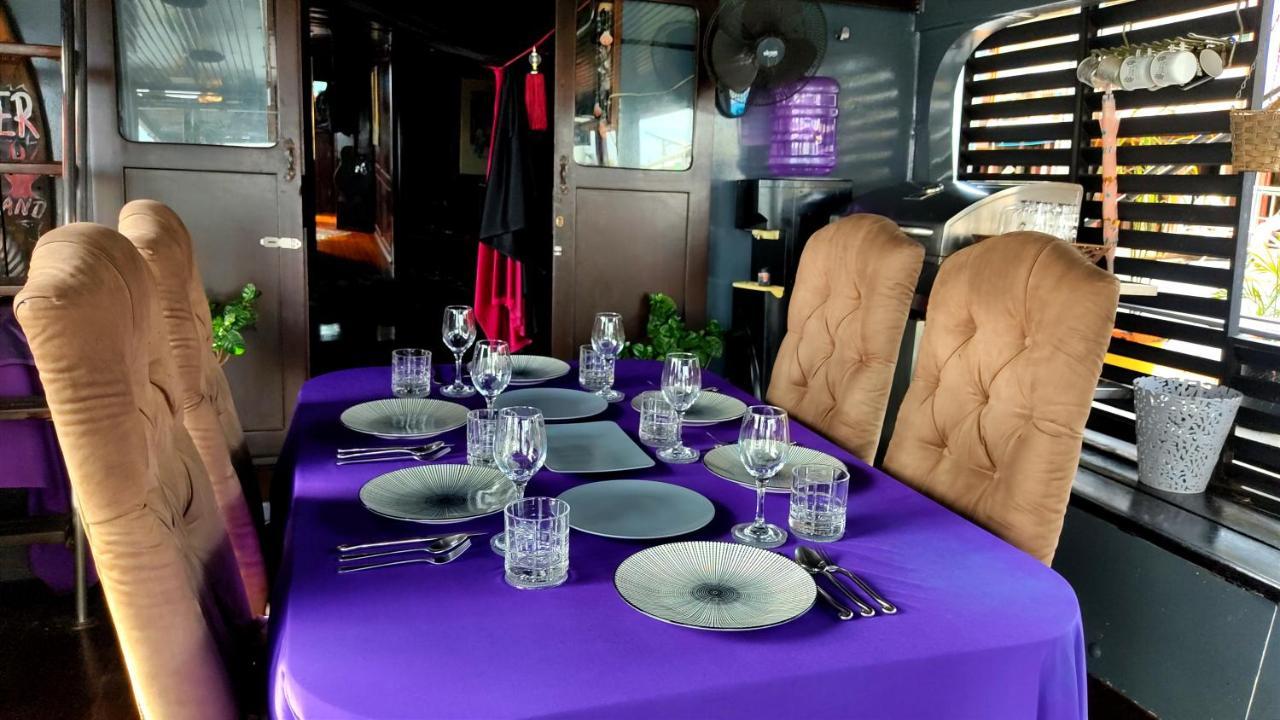 Sabai Sabai Liveaboard * Bangkok