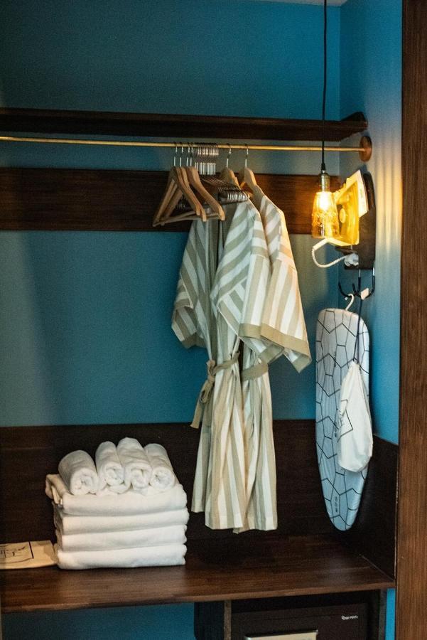 Hotel Tints Of Blue