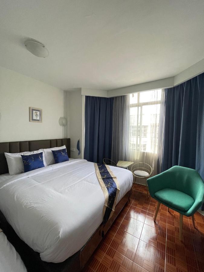 Hotel Acozyposhtel