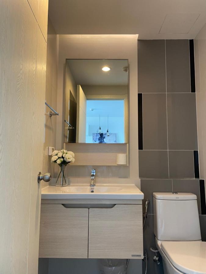 Breezy With Balcony View Sukhumvit77 Apartment