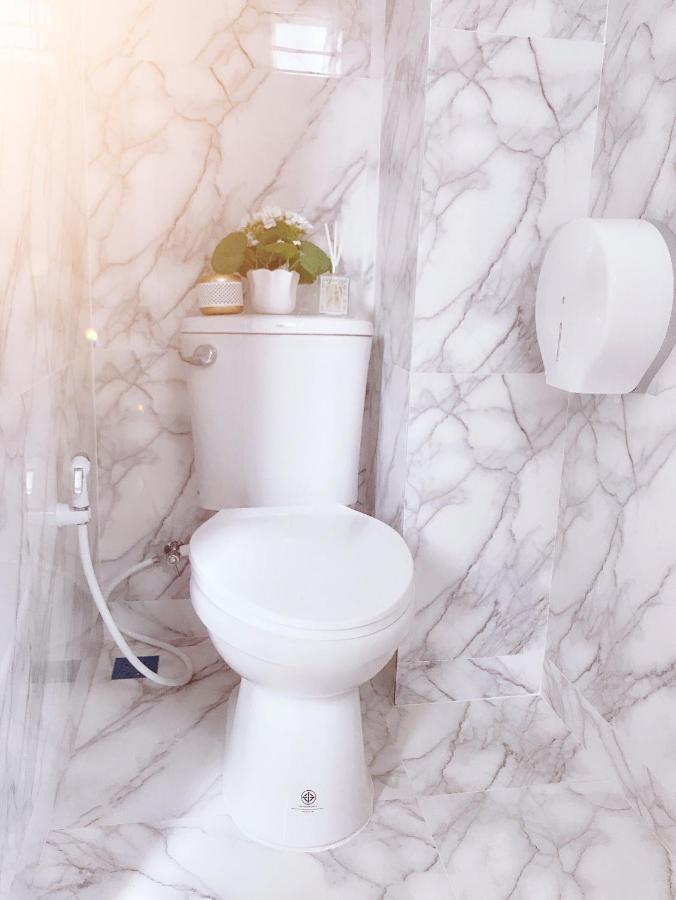 Aora Boutique Ekkamai Albergue