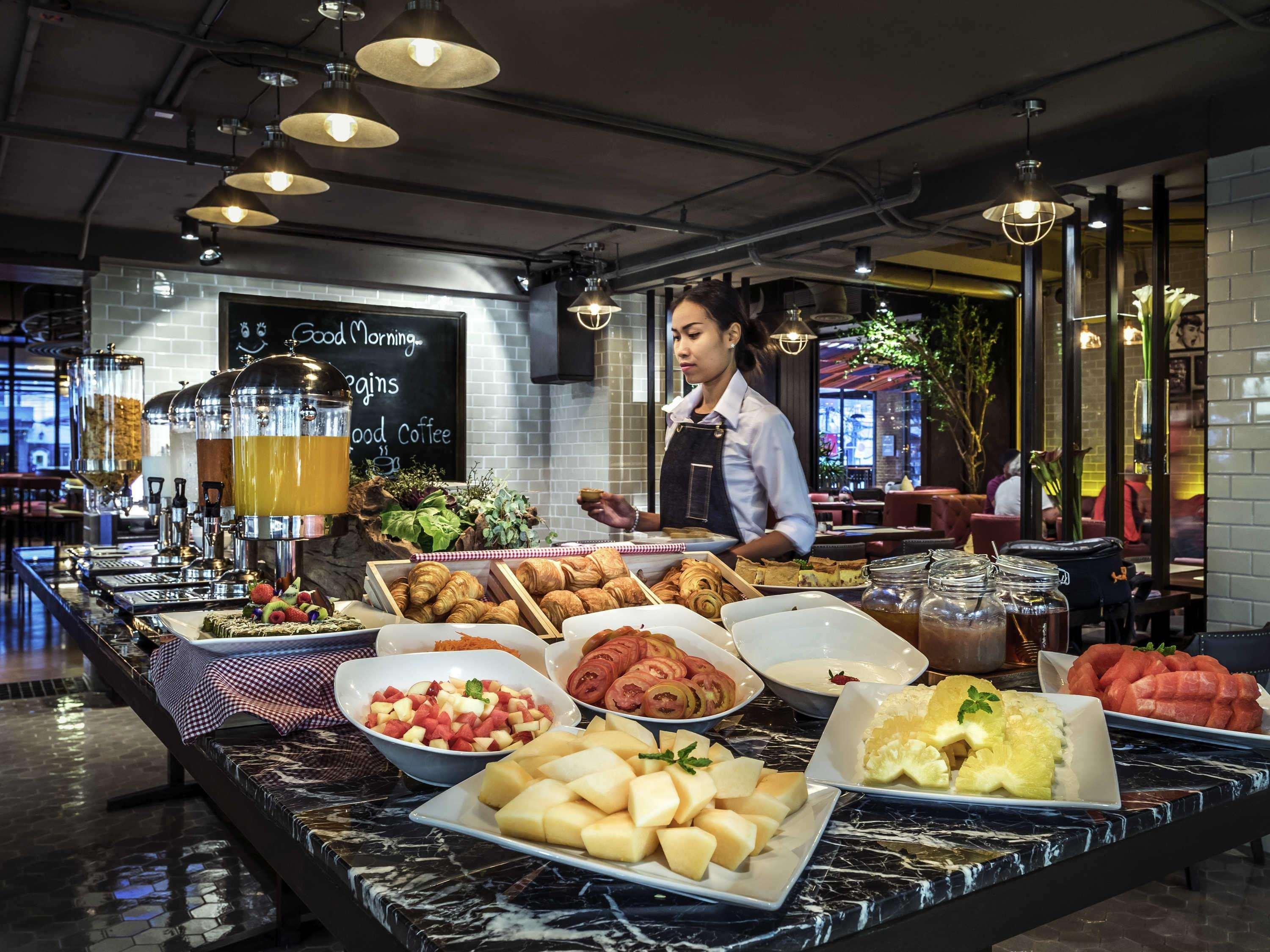 Mercure Sukhumvit 11 Hotel
