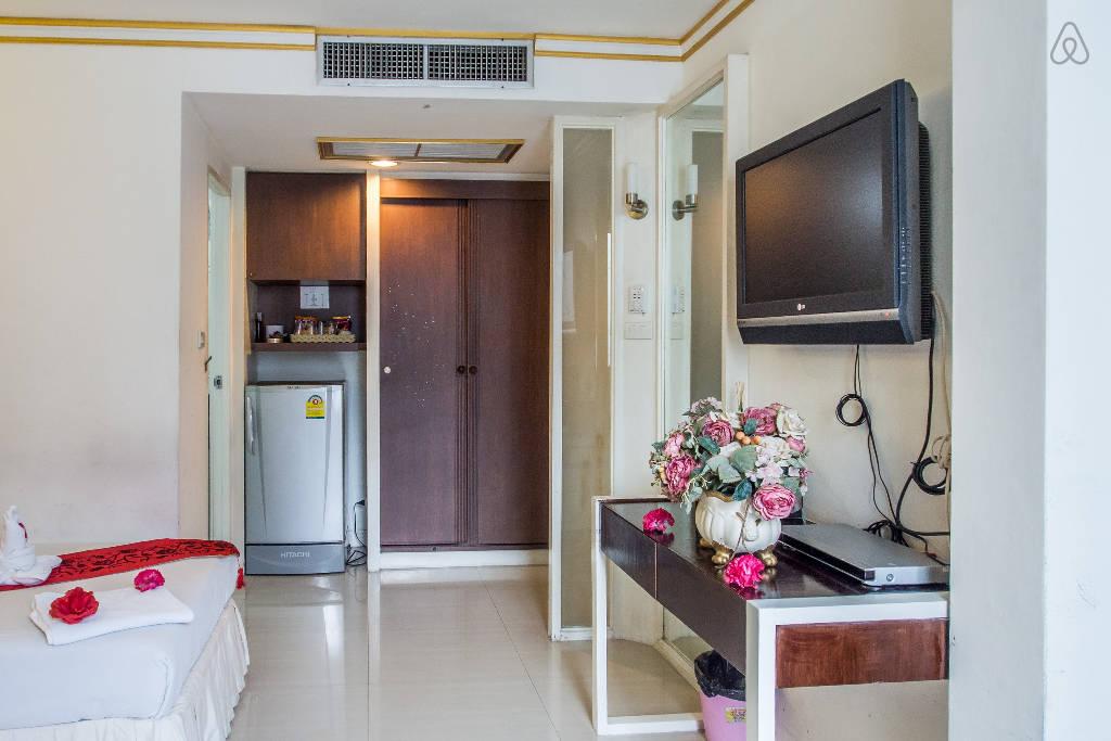 Inn Khurana 3*