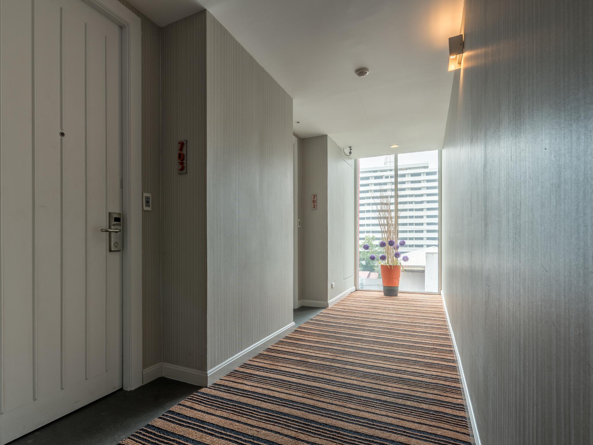 Hotel Solo, Sukhumvit 2, - Sha Extra