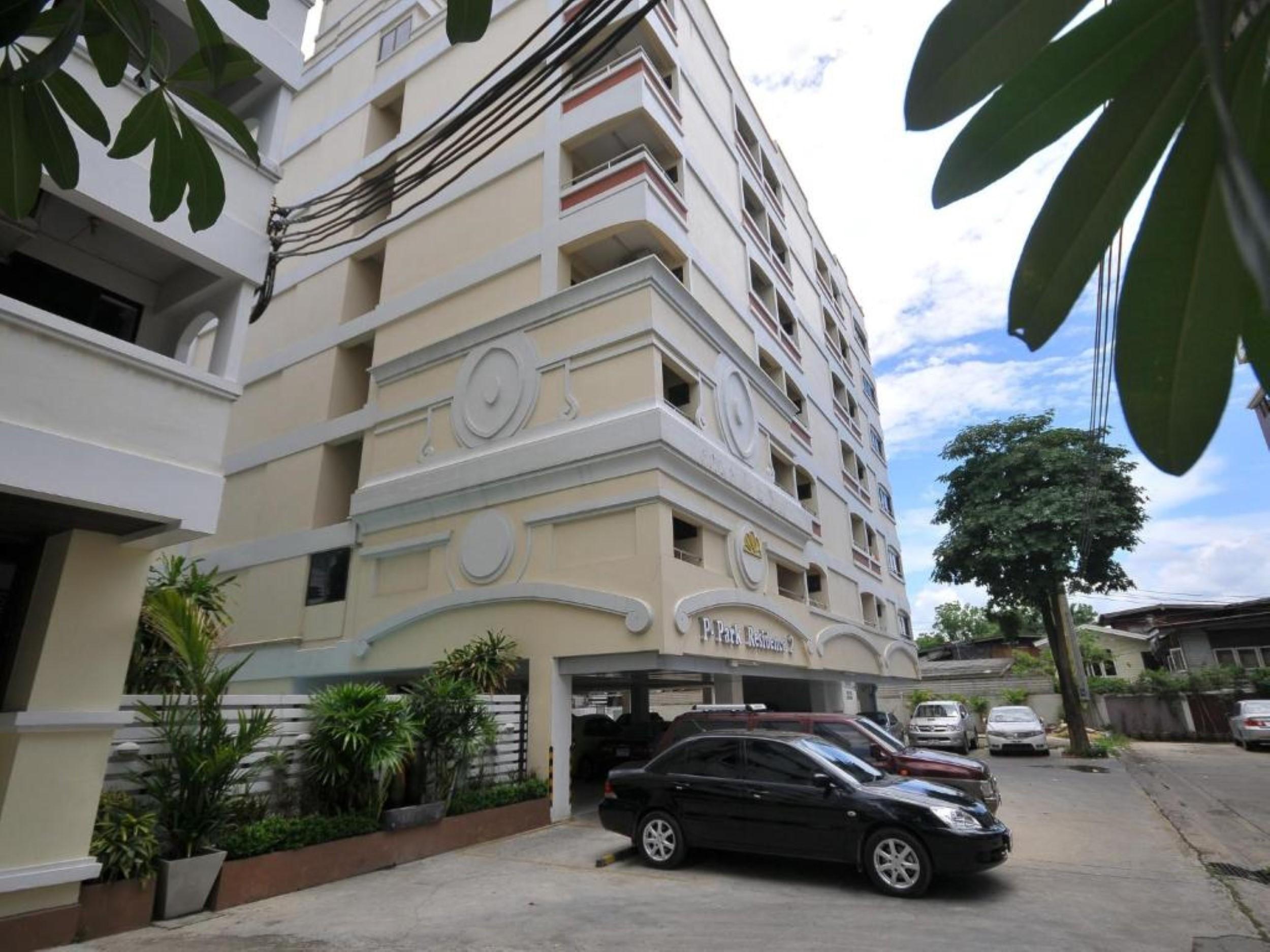 Inn P Park Charansanitwong