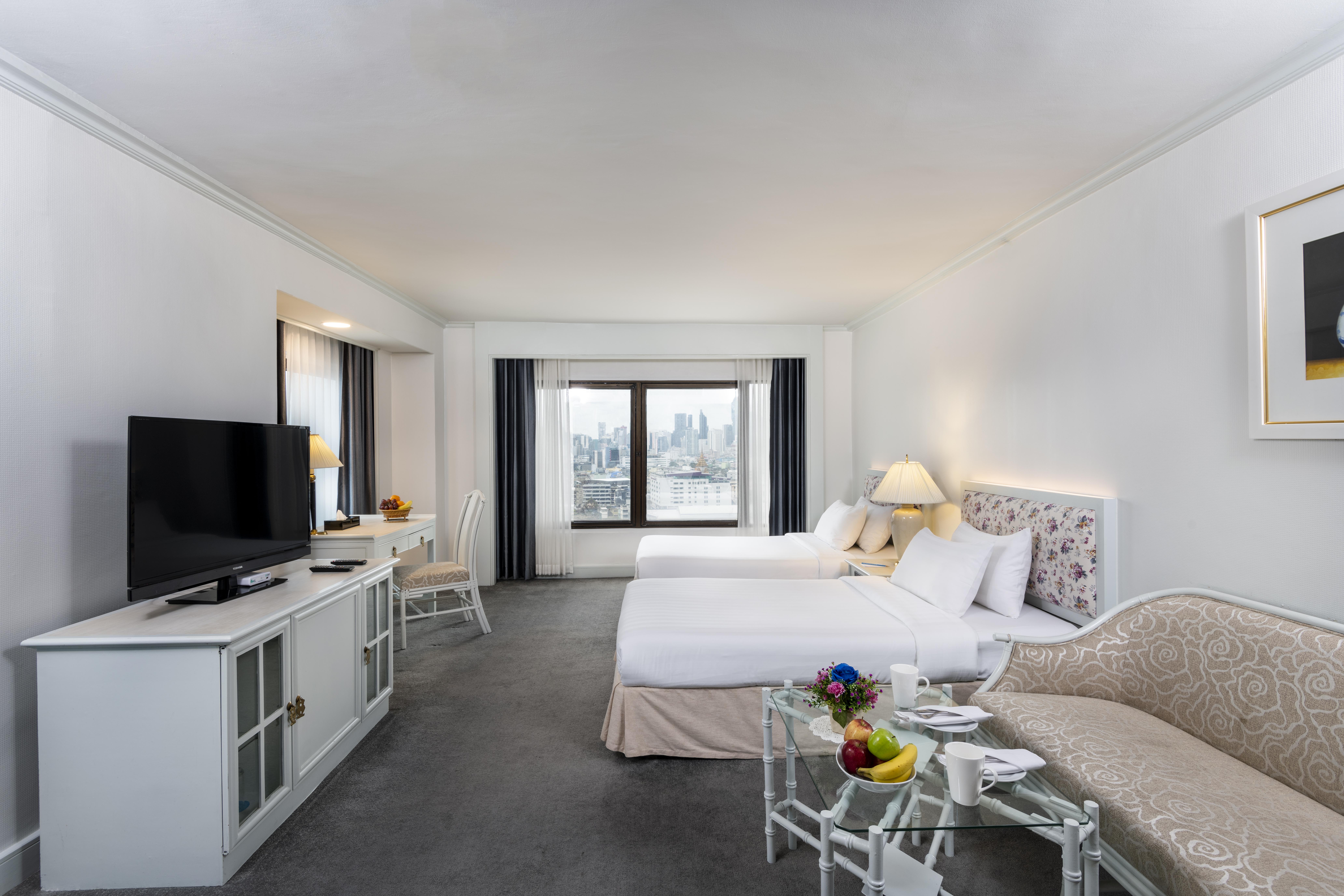 Grand China Hotel 4*