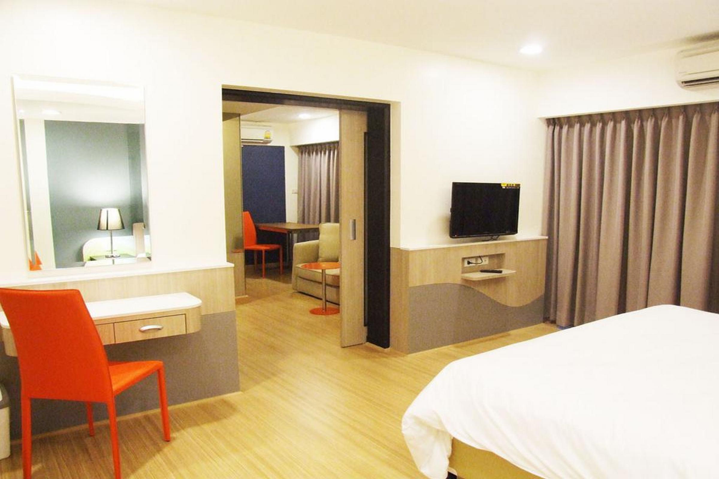 Hotel Grand Tower Sathorn 4*