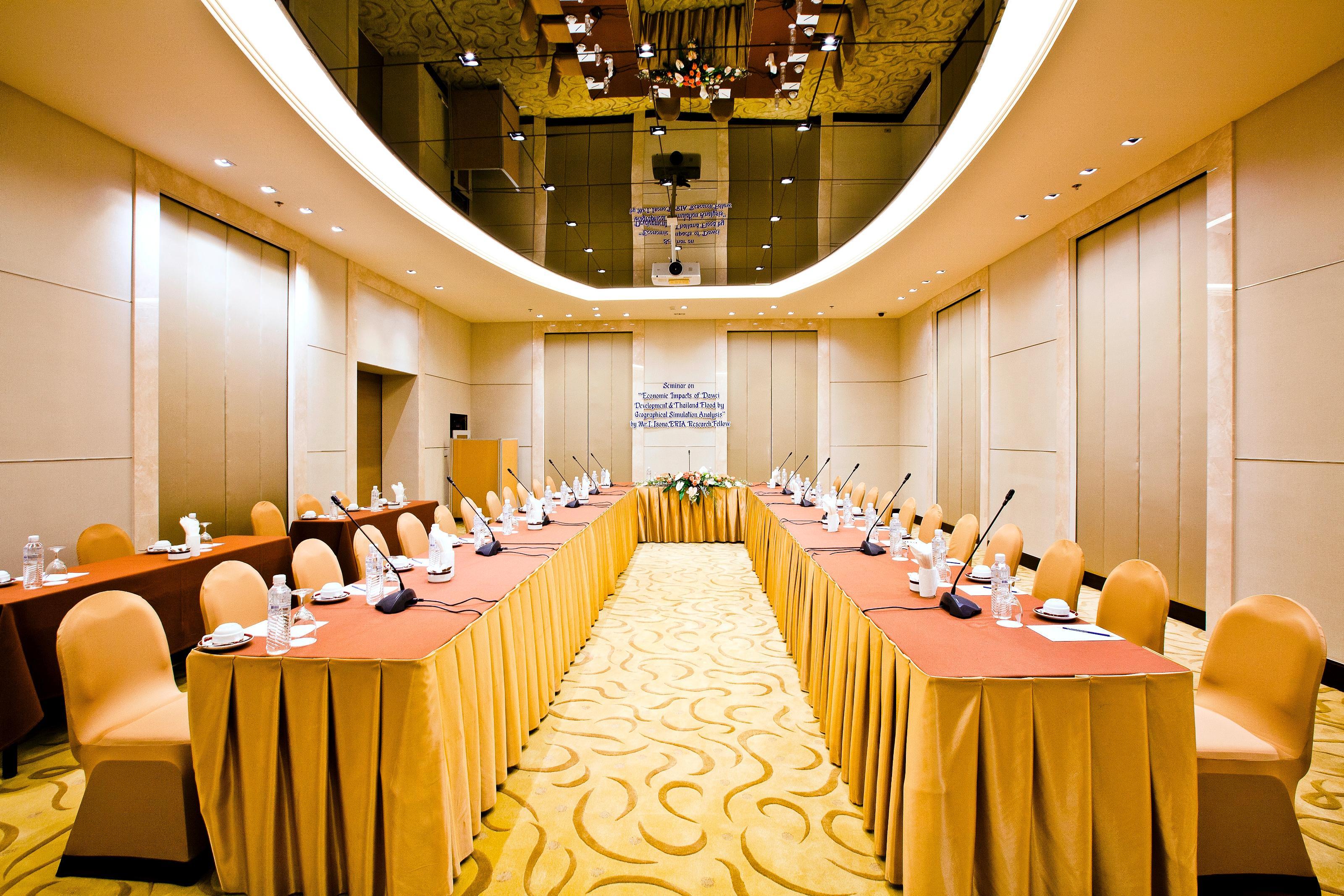 Royal Princess Larn Luang - Sha Extra Plus 4*
