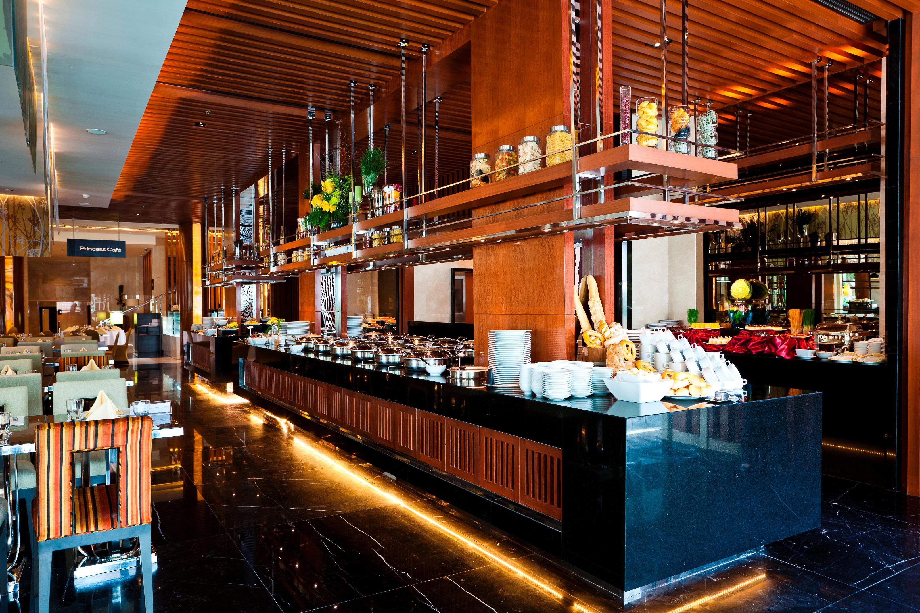 Royal Princess Larn Luang - Sha Extra Plus 4* Bangkok