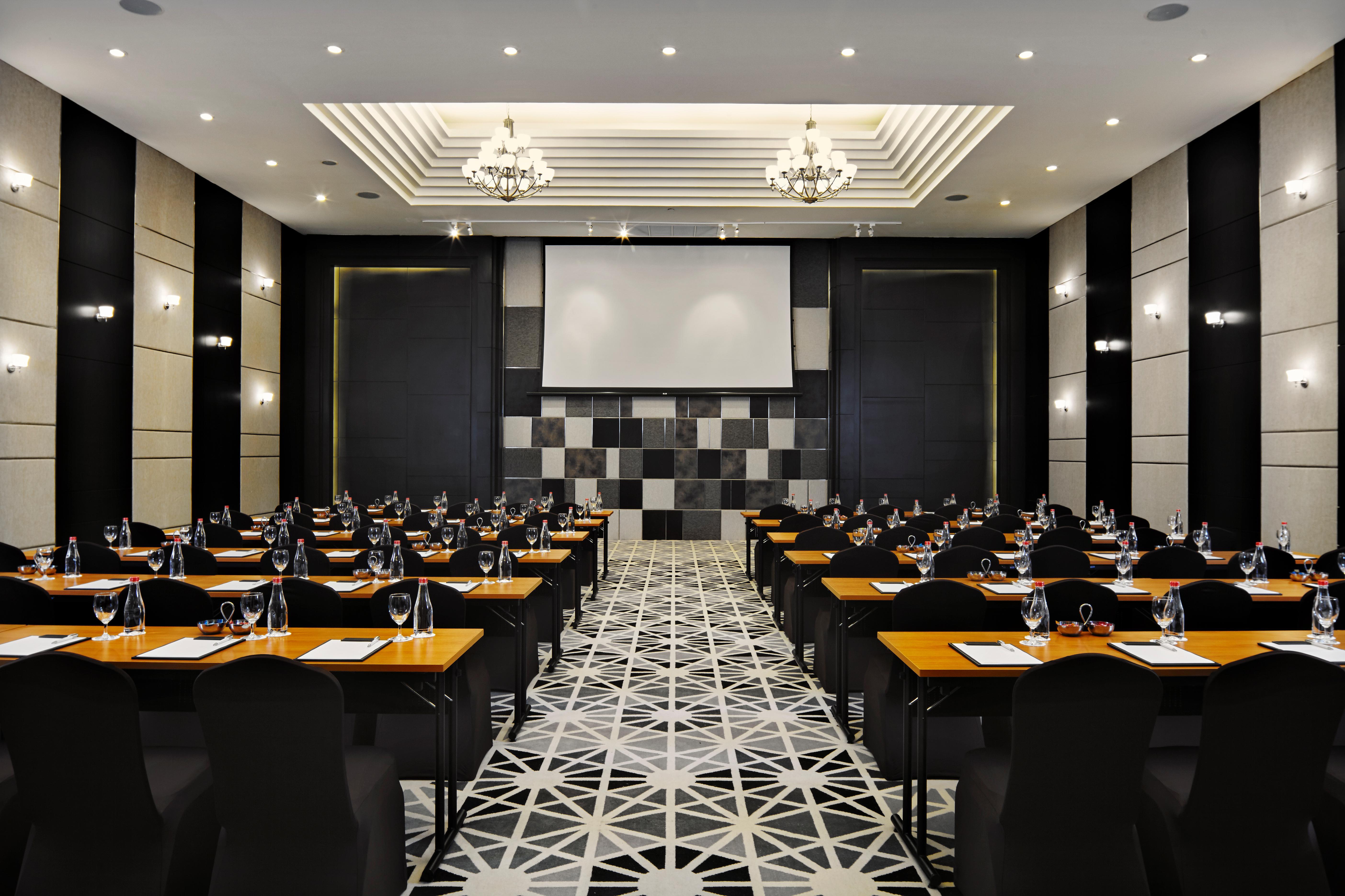Moevenpick Sukhumvit 15 Bangkok