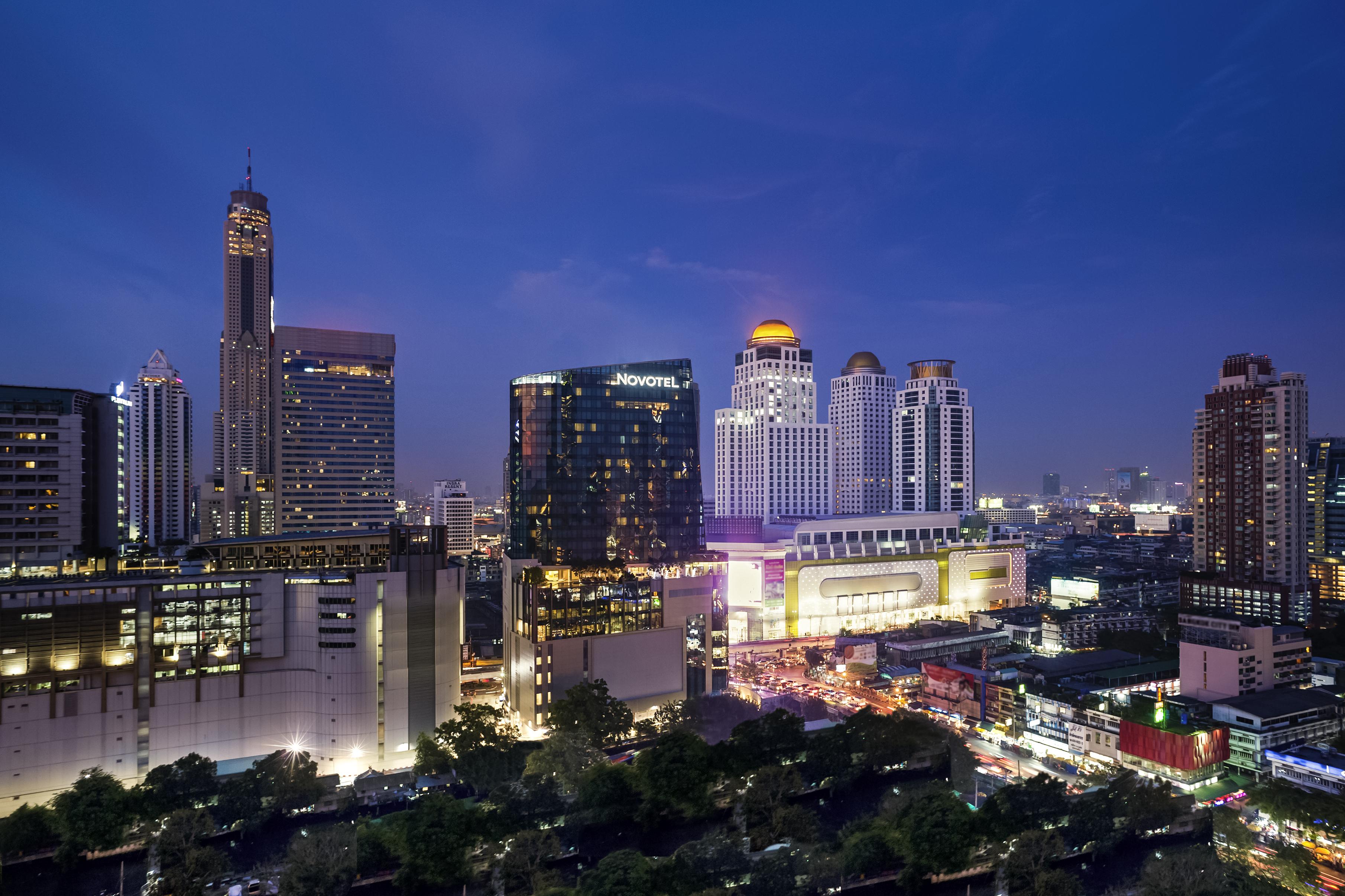 Novotel Platinum Pratunam - Sha Certified Hotel