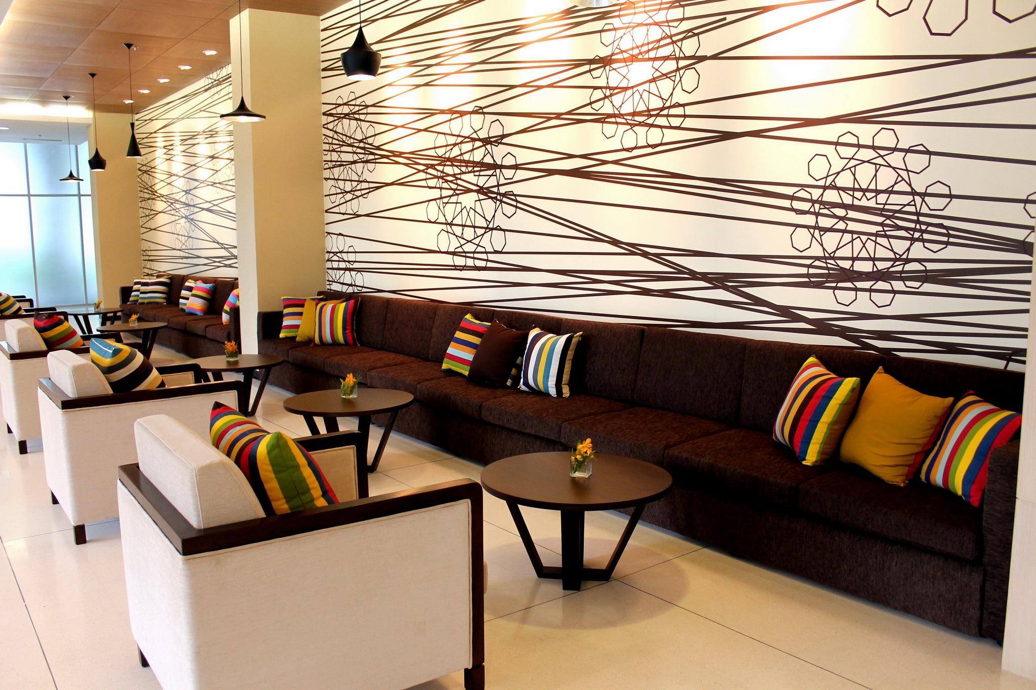 Centara Life Government Complex & Convention Centre Chaeng Watthana Hotel Banguecoque